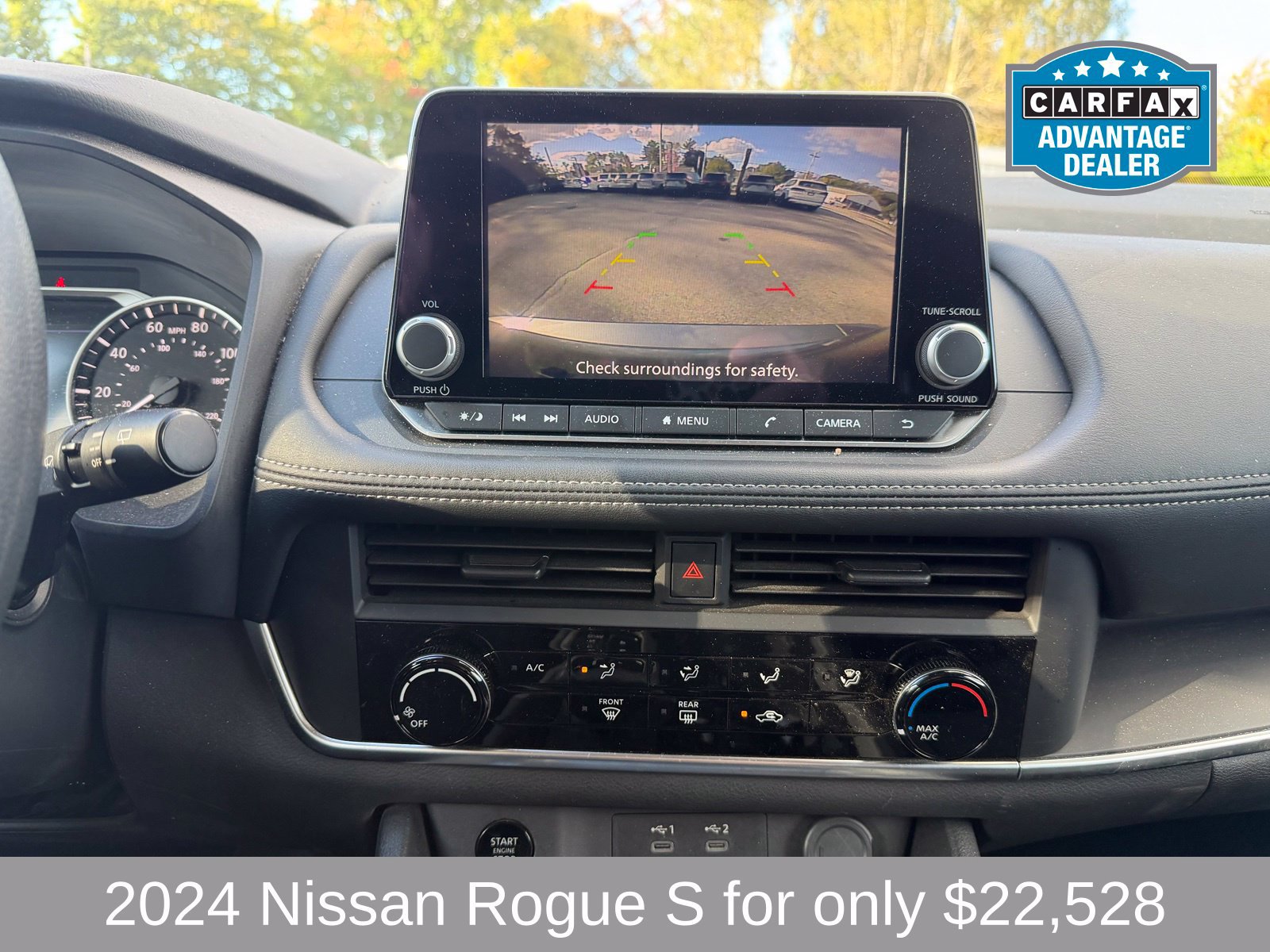 Used 2024 Nissan Rogue S AWD/4WD image 16