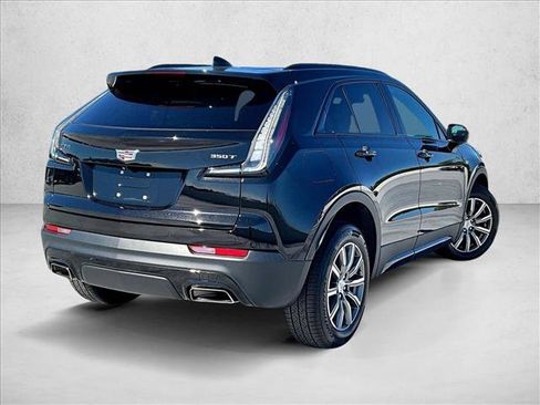 Used 2020 Cadillac XT4 Sport image 2