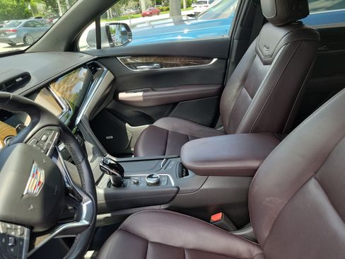 Used 2021 Cadillac XT6 Premium Luxury FWD image 15