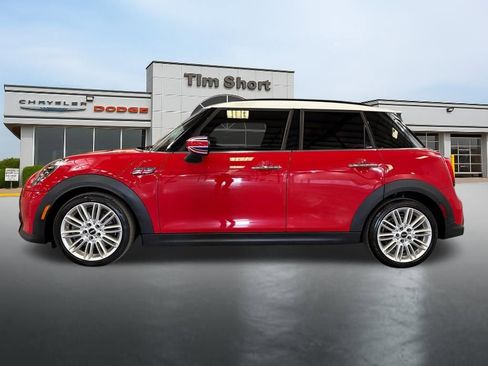 Used 2023 MINI Cooper S image 2
