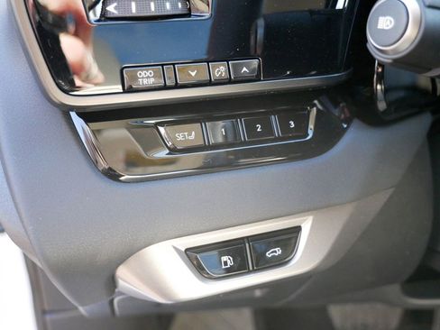 New 2026 Lexus RX 450h AWD image 10