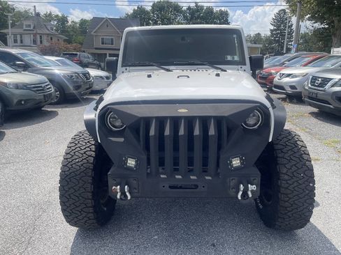 Used 2014 Jeep Wrangler Unlimited Sport w/ Quick Order Package 24S AWD/4WD image 2