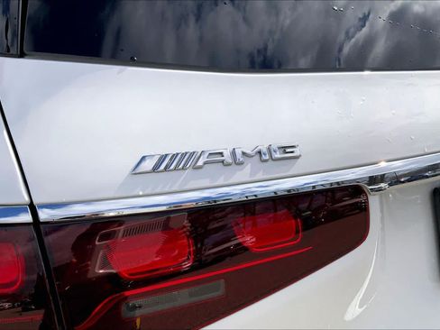 Certified 2025 Mercedes-Benz GLS 63 AMG 4MATIC image 9