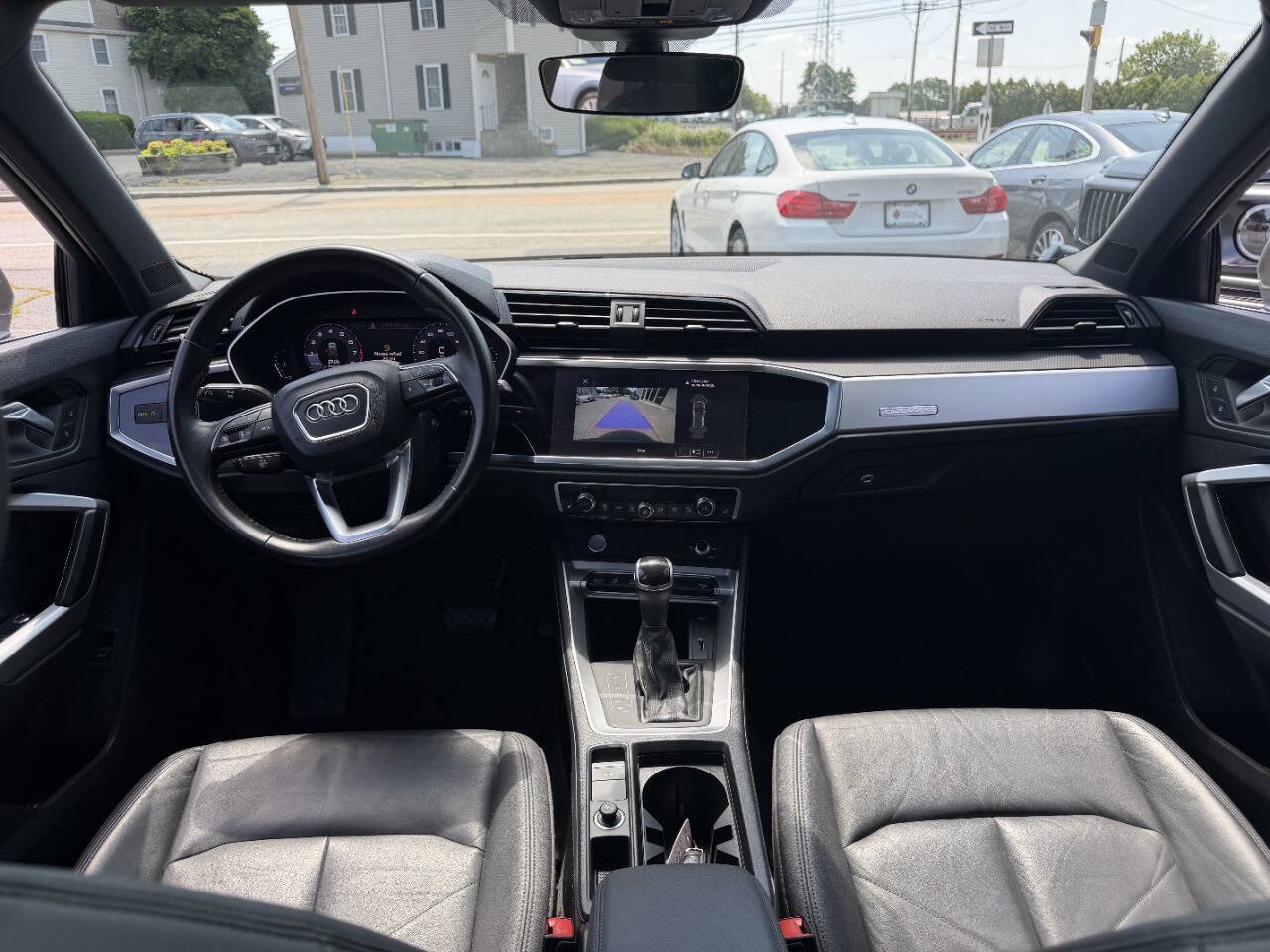 Used 2020 Audi Q3 2.0T Premium w/ Convenience Package AWD/4WD image 24