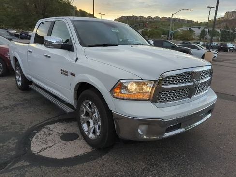 Used 2018 RAM 1500 Laramie RWD image 2