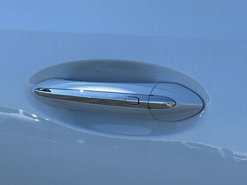 New 2026 Buick Envision Avenir image 14