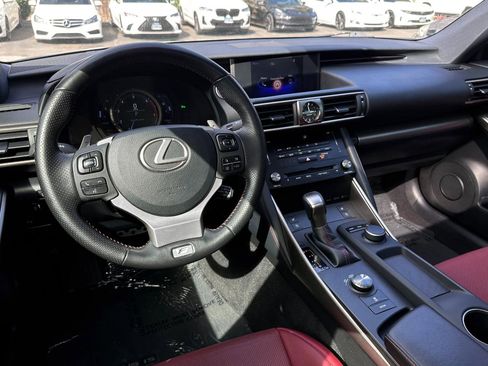 Used 2018 Lexus IS 300 F Sport image 2