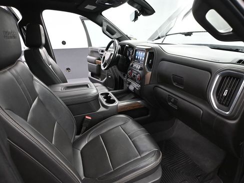 Used 2022 Chevrolet Silverado 2500 High Country w/ Z71 Off-Road Package AWD/4WD image 57