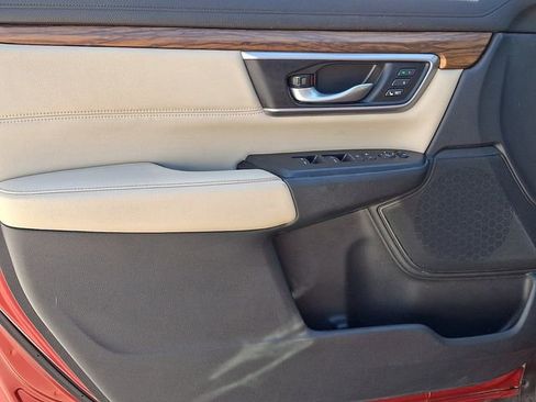 Used 2019 Honda CR-V Touring image 14