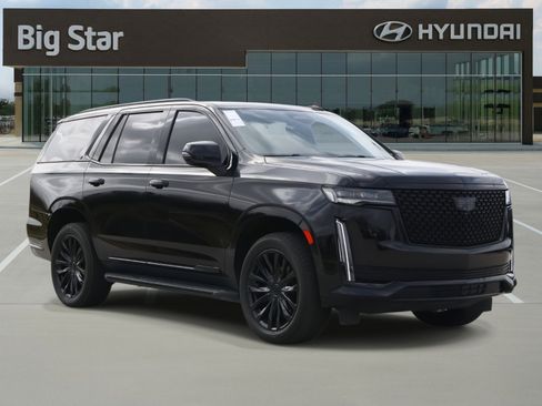 Used 2021 Cadillac Escalade Premium Luxury w/ LPO, Illumination Package image 6