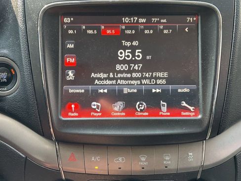 Used 2014 Dodge Journey Crossroad w/ Flexible Seating Group image 9