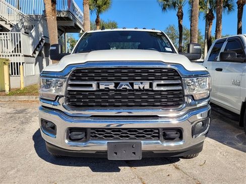 Used 2024 RAM 3500 Big Horn image 2