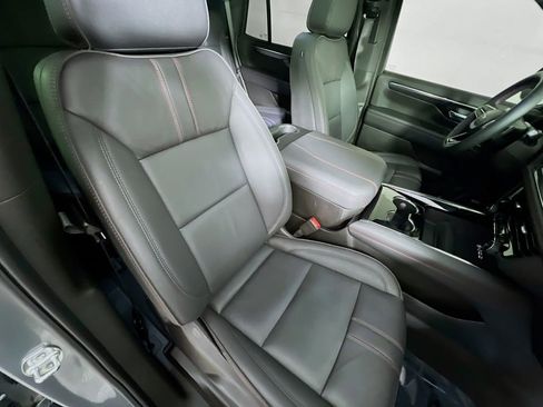 Used 2025 Chevrolet Tahoe RST w/ RST Capability Package image 31