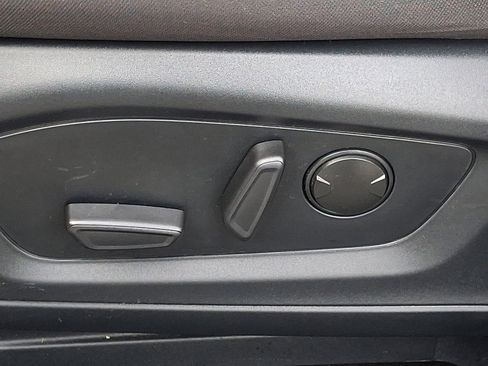 Certified 2022 Ford Explorer XLT w/ Class IV Trailer Tow Package image 26