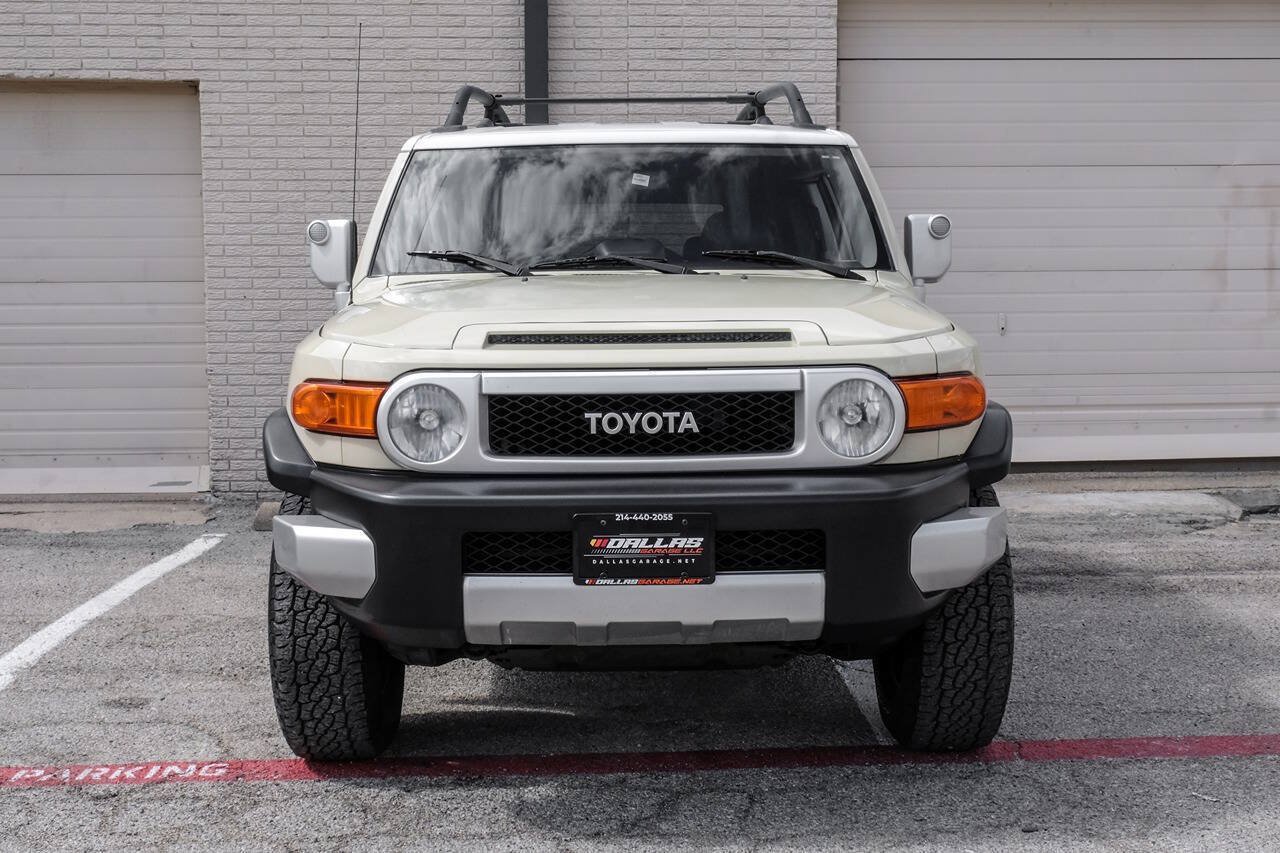Used 2008 Toyota FJ Cruiser 2WD w/ Upgrade Pkg 2 image 7
