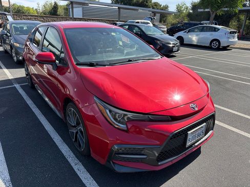 Used 2020 Toyota Corolla SE FWD image 1
