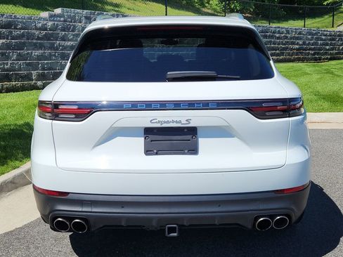 Used 2019 Porsche Cayenne S AWD/4WD image 7