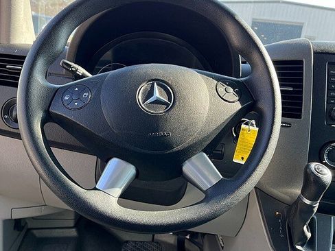 Used 2018 Mercedes-Benz Sprinter 3500 image 9