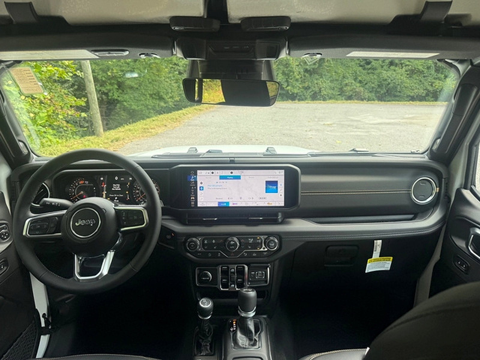 New 2026 Jeep Wrangler Unlimited Sahara AWD/4WD image 11