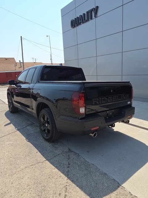 Used 2024 Honda Ridgeline Black Edition image 8