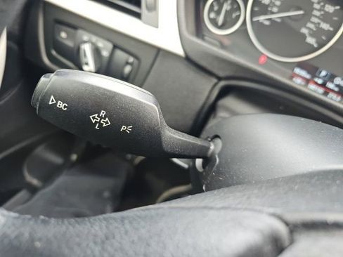 Used 2015 BMW 320i Sedan image 35
