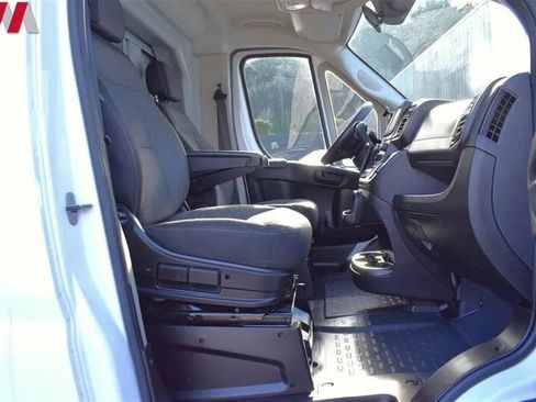 Used 2022 RAM ProMaster 3500 w/ Convenience Group FWD image 21