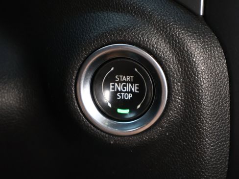 Used 2021 Chevrolet Silverado 1500 LT w/ Bed Protection Package image 18