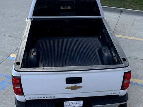 Used 2018 Chevrolet Silverado 2500 LTZ w/ Duramax Plus Package image 13