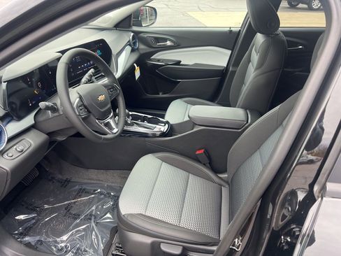 New 2026 Chevrolet Trax LT w/ Driver Confidence Package FWD image 15
