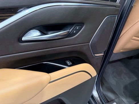 Used 2021 Cadillac Escalade Premium Luxury w/ Driver Assist Tech Package image 24