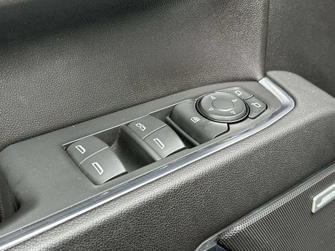 Used 2022 Chevrolet Silverado 1500 RST AWD/4WD image 16