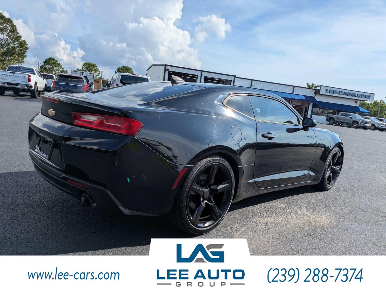 Used 2018 Chevrolet Camaro LT RWD image 3