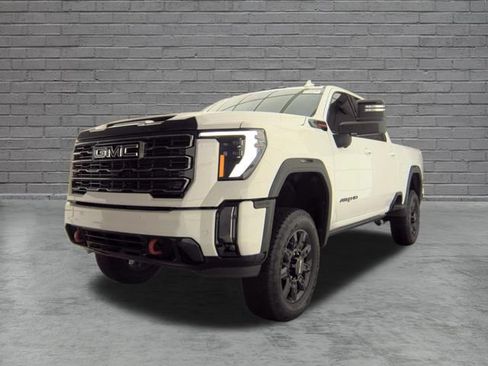 Used 2024 GMC Sierra 2500 AT4 w/ Technology Package AWD/4WD image 1