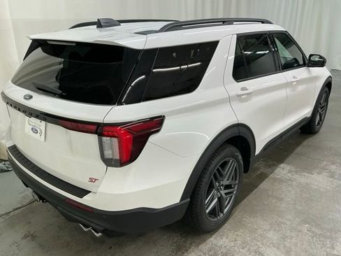 New 2026 Ford Explorer ST AWD/4WD image 3