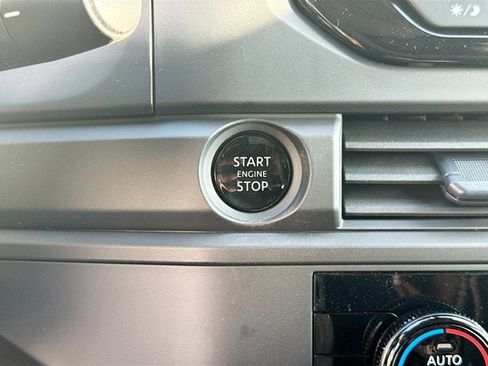 New 2025 Nissan Pathfinder S image 19