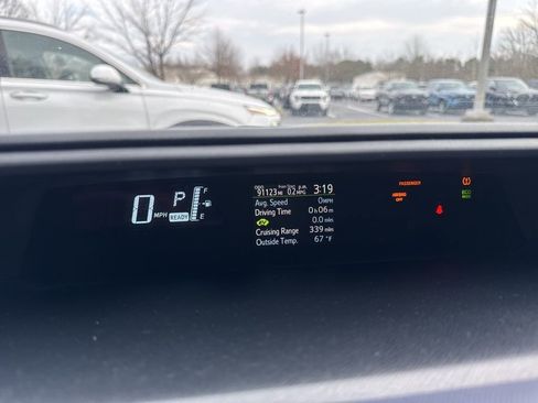 Used 2016 Toyota Prius C Four image 3