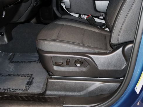 Used 2026 Chevrolet Silverado 2500 Custom w/ Custom Value Package image 36