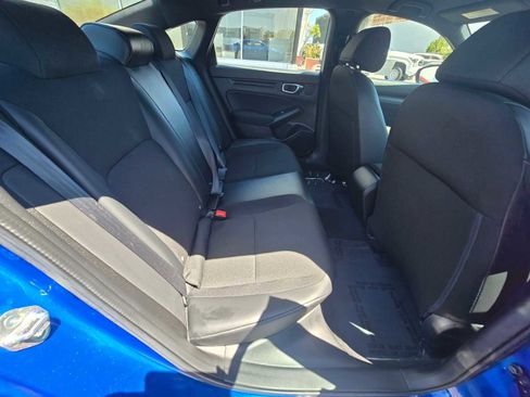 Used 2023 Honda Civic Sport image 12