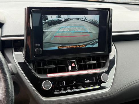 Used 2025 Toyota Corolla Cross AWD Hybrid image 16