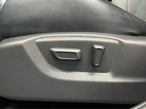 Used 2023 Mitsubishi Eclipse Cross SE image 9