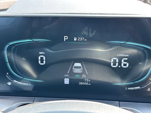 Used 2025 Kia Telluride S FWD image 9