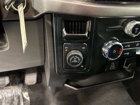 New 2026 Ford F150 XLT w/ XLT Chrome Appearance Package AWD/4WD image 21