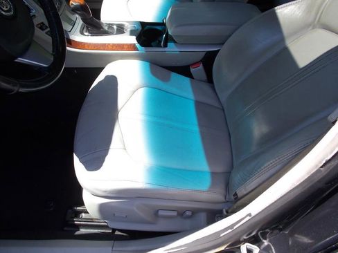 Used 2011 Cadillac CTS Luxury image 25