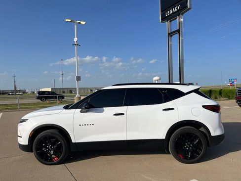 Used 2024 Chevrolet Blazer LT w/ Redline Edition FWD image 3