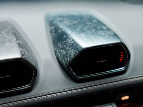 Used 2021 Lamborghini Huracan EVO RWD image 61
