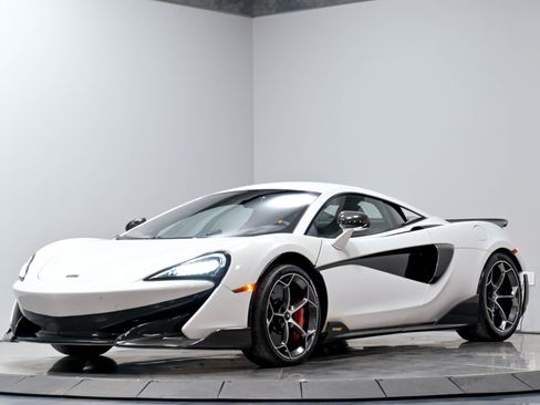 Used 2019 McLaren 600LT RWD image 4
