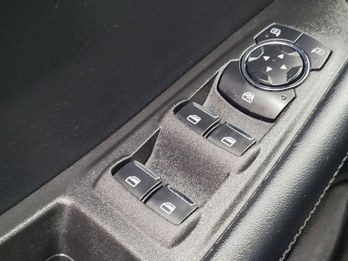 Used 2024 Ford Edge SEL image 27