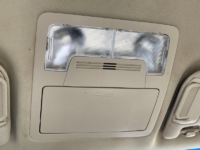 Used 2017 Toyota Camry LE FWD image 31