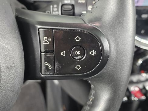 Used 2024 MINI Cooper 2-Door Hardtop image 16