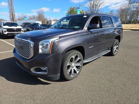 Used 2016 GMC Yukon SLT w/ Open Road Package image 3